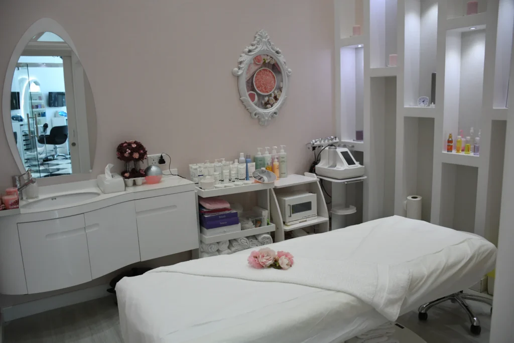 Clinic treatment bed and vanity